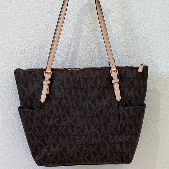 Michael Kors MK Signature and authentic Shoulder Tote Bag - Picture 5 of 16